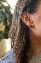 Load image into Gallery viewer, The Bow Earring NC02