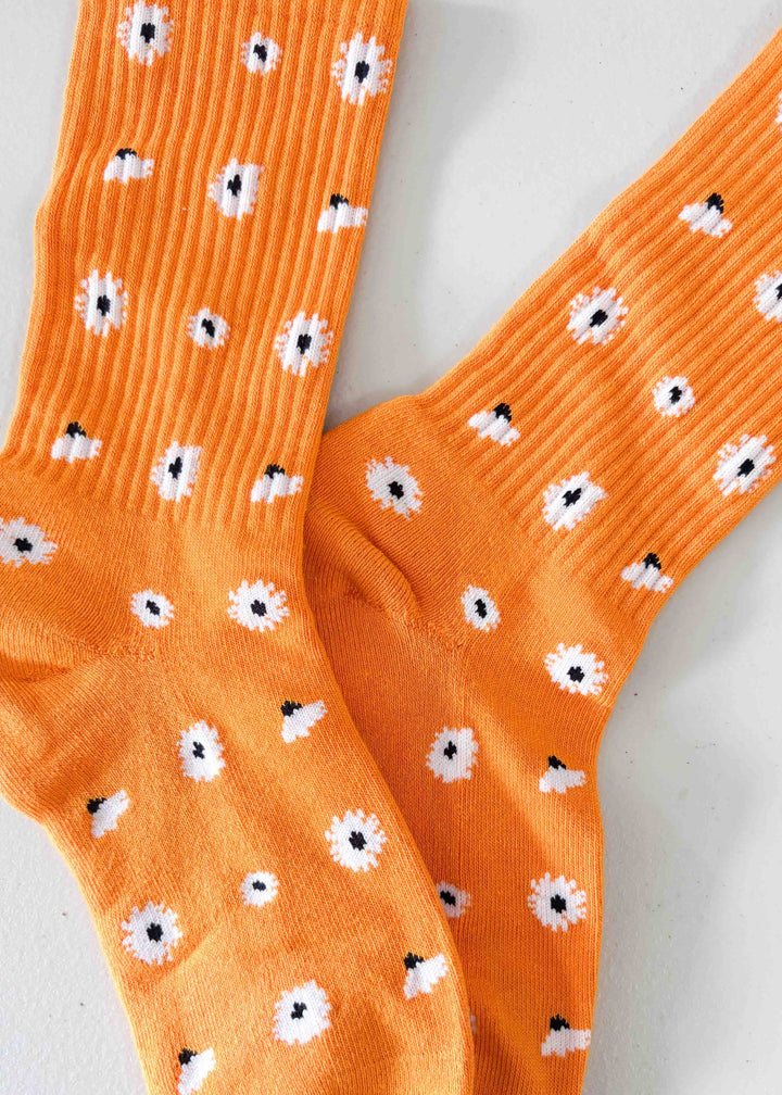 Daisy Dot Crew Socks