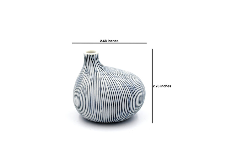 190W27 OMO MINI S-Handcrafted Porcelain Bud Vase
