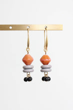 Load image into Gallery viewer, LEXE11 Vintage caramel glass cluster earrings