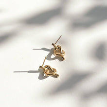 Load image into Gallery viewer, The Love Knot Studs NC87