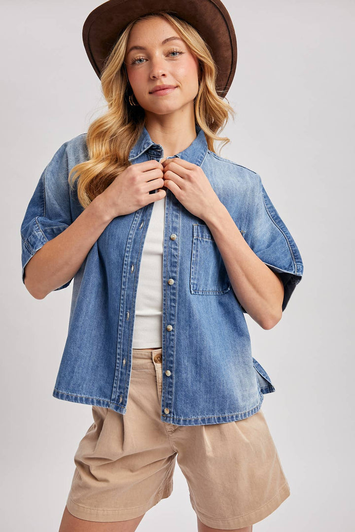 DENIM BUTTON DOWN SHORT SLEEVE BOXY SHIRT BV829