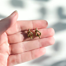 Load image into Gallery viewer, The Love Knot Studs NC87