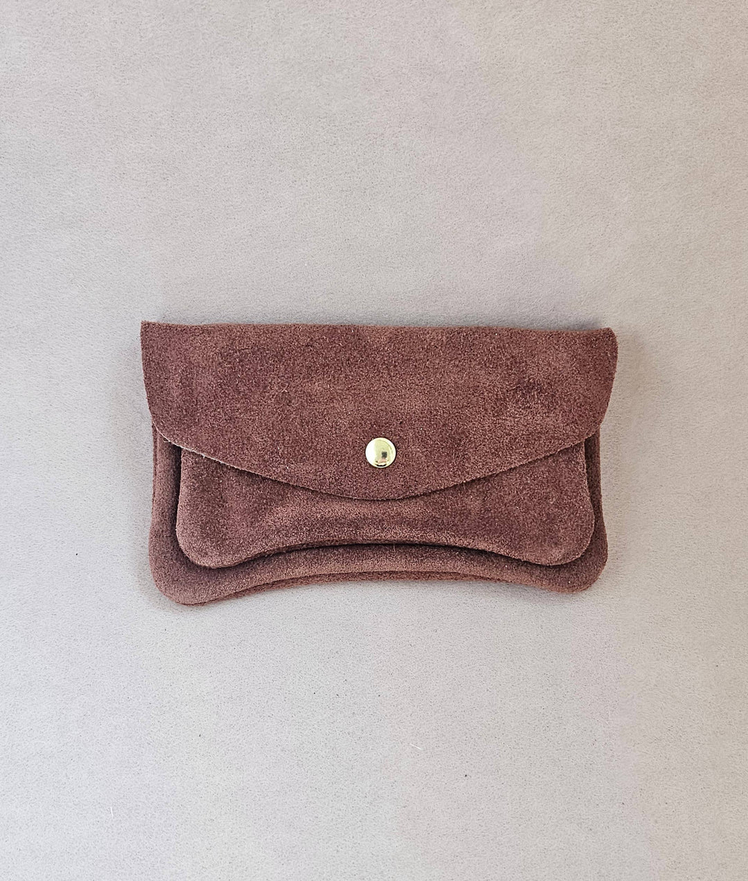 Suede-effect leather pouch - kangaroo: Almond