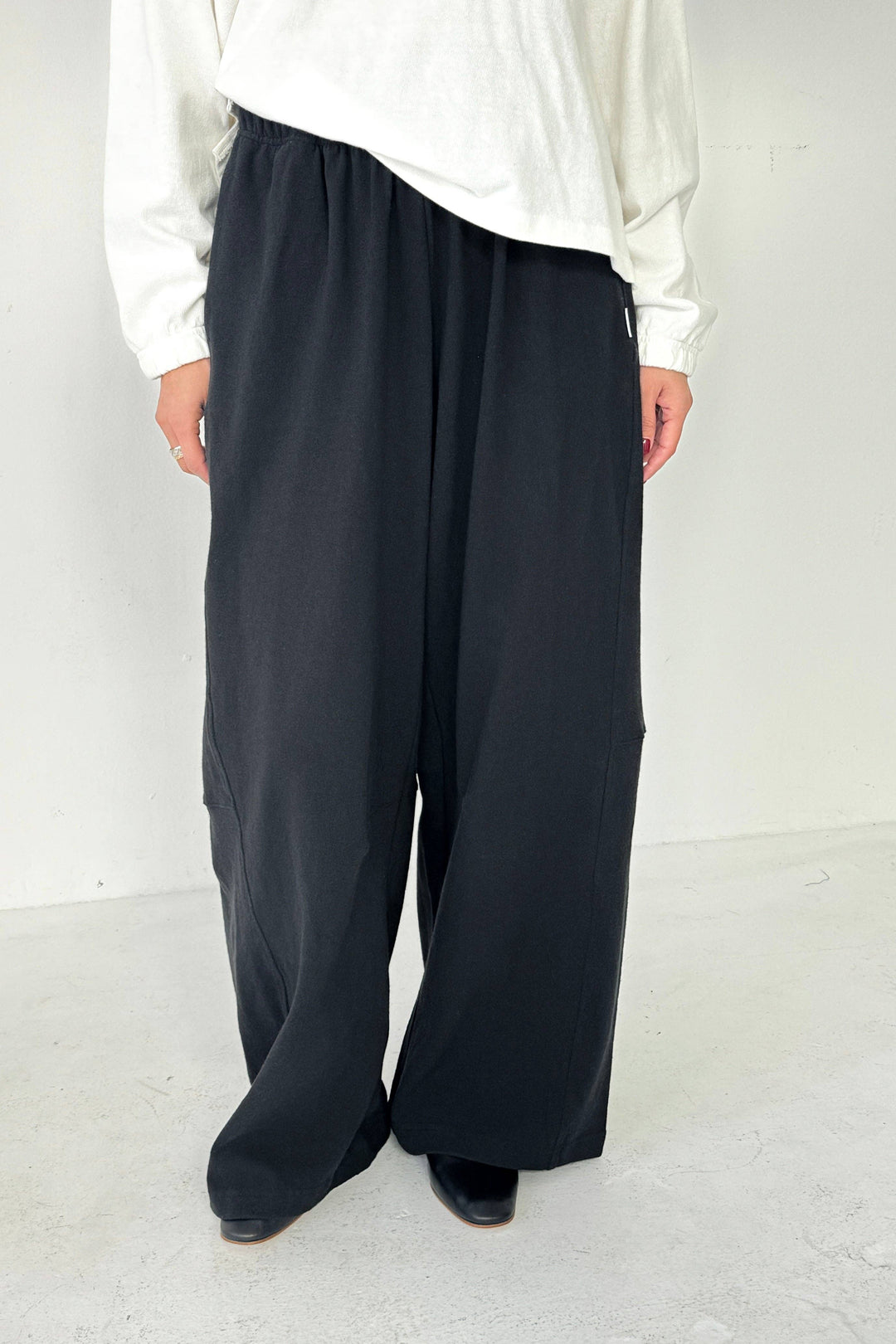 Bare Pants LB221