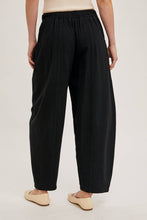 Load image into Gallery viewer, RELAXED BARREL PANTS WITH POCKETS