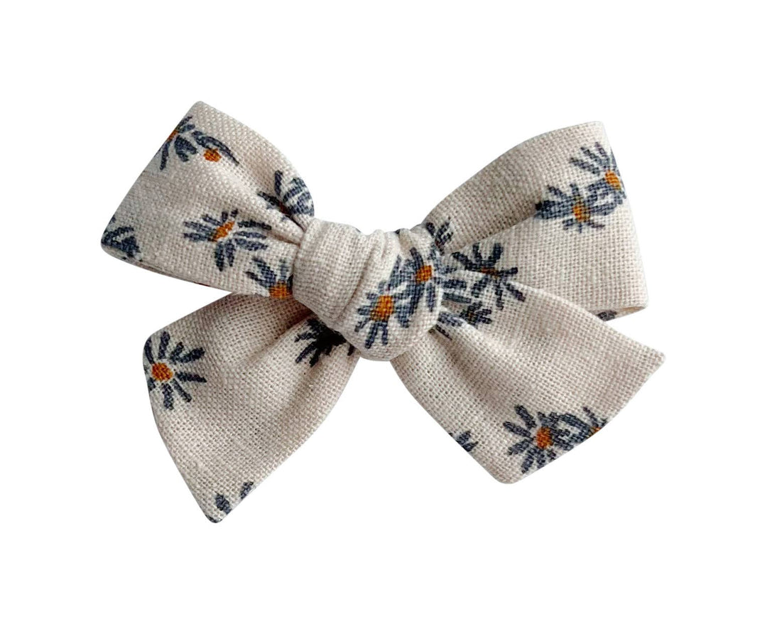 Daisy Linen - Baby Mess Bow