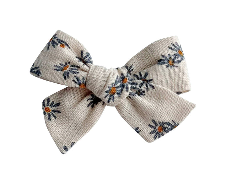Daisy Linen - Baby Mess Bow