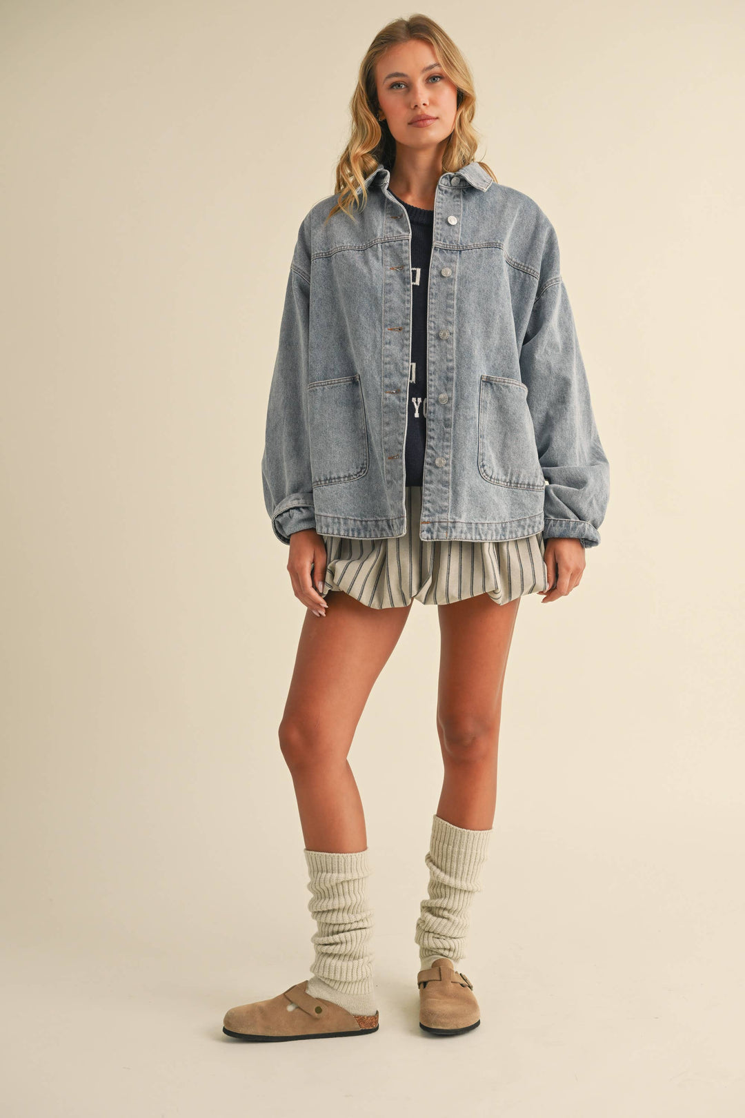 IJ1519 OVERSIZED FRONT POCKET DENIM JACKET