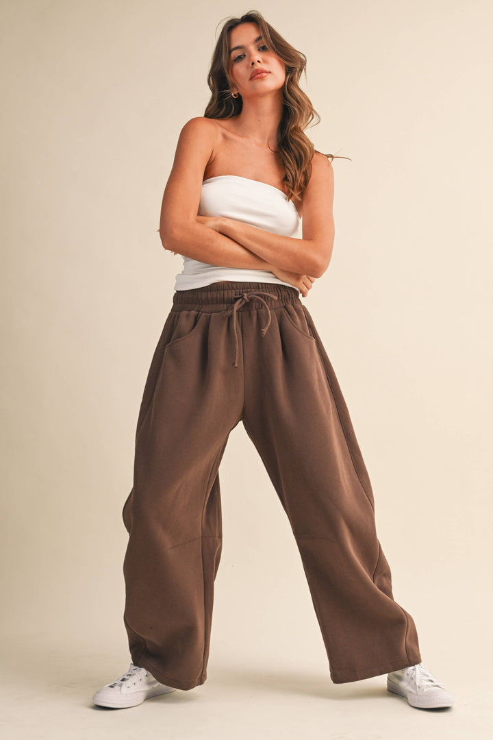 IP1447 BARREL SWEATPANTS