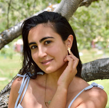 Load image into Gallery viewer, Leaf Stud Earrings