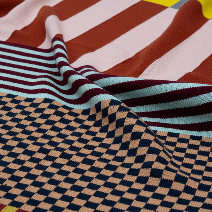 Pattern Patch Throw VLT44