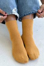 Load image into Gallery viewer, Sneaker Socks