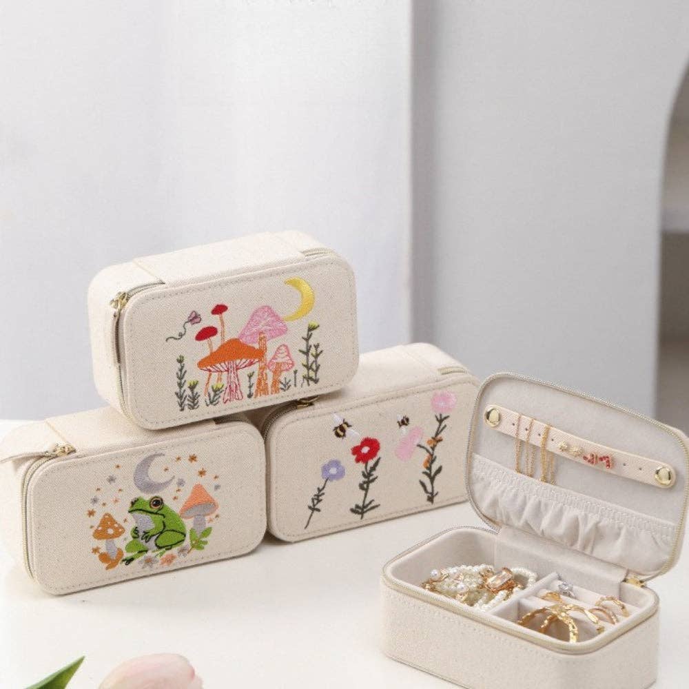 Embroidered Canvas Jewelry Box with Metal Zipper N6E072
