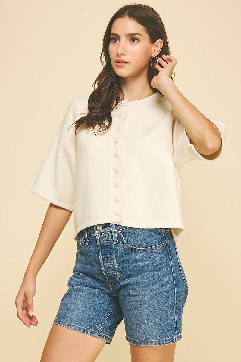 BUTTON DOWN SHORT SLEEVE SWEATER - PN652