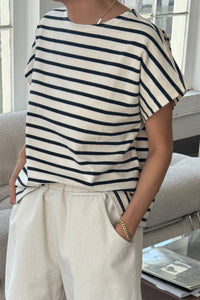 Manon Tee ( 2XS/S - 2M/L )