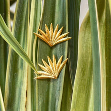 Load image into Gallery viewer, Fan Palm Studs