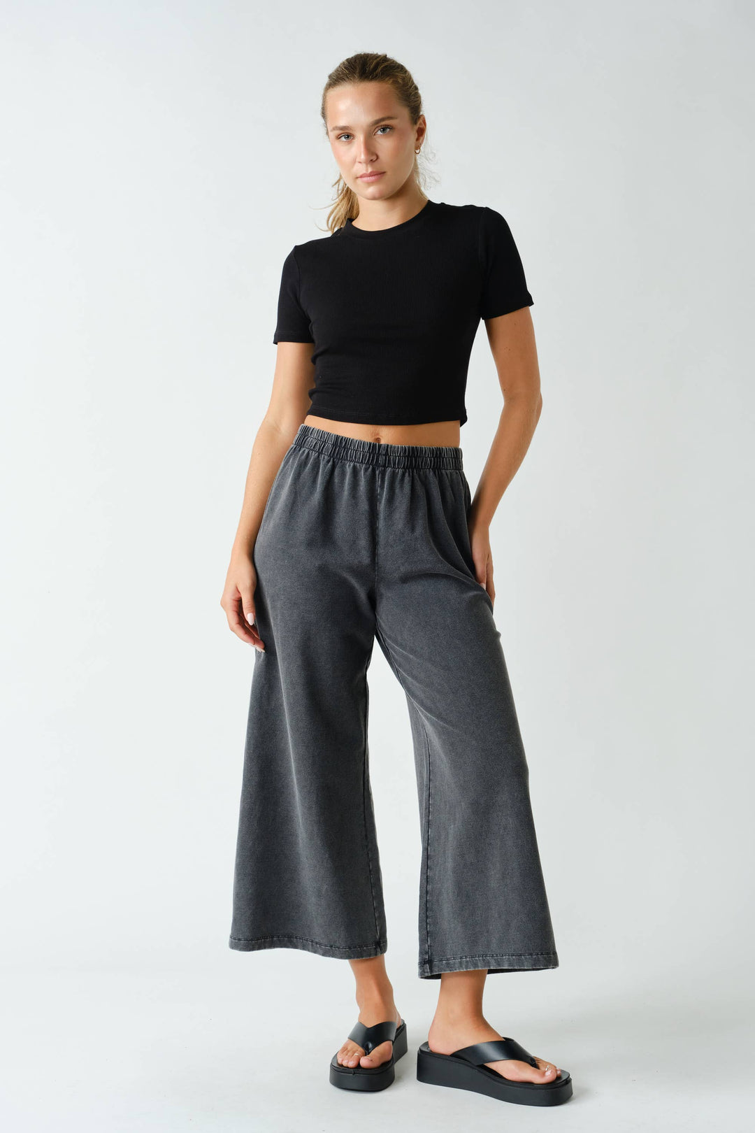 Daydrift Stretch-Denim Knit Pants MN6