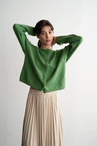 CREW NECK BUTTON CARDIGAN