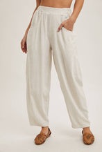 Load image into Gallery viewer, RELAXED BARREL PANTS WITH POCKETS