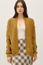 Load image into Gallery viewer, CHUNKY RIBBED KNIT RAW SEAM CARDIGAN