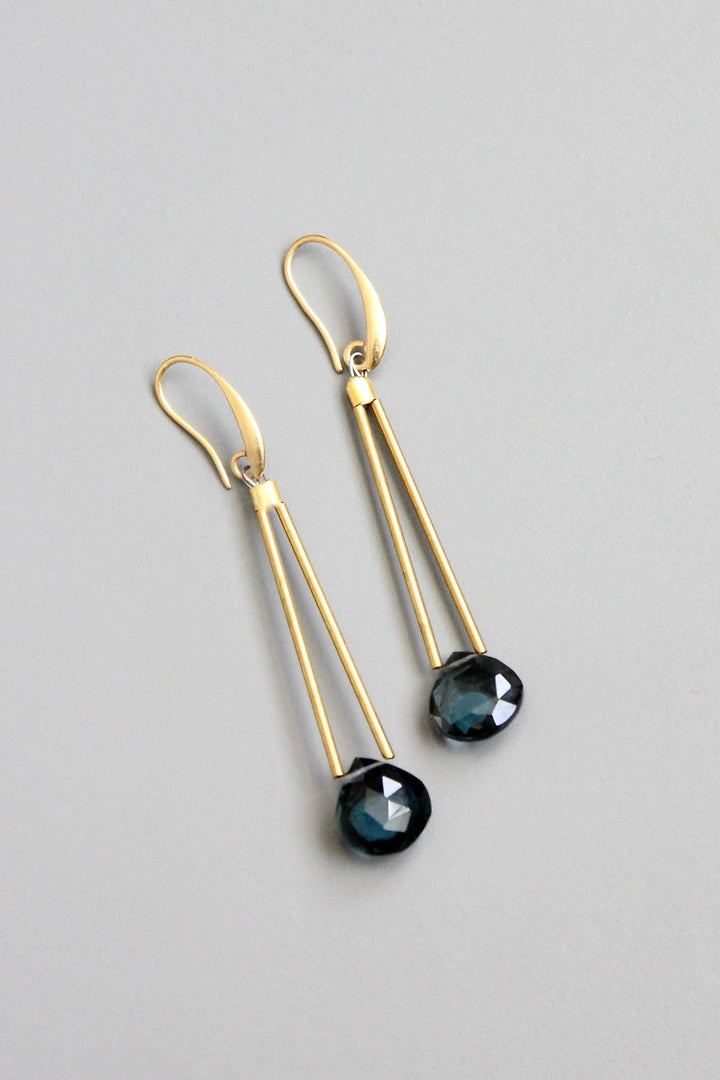 NDNE15 London blue topaz quartz geometric earrings