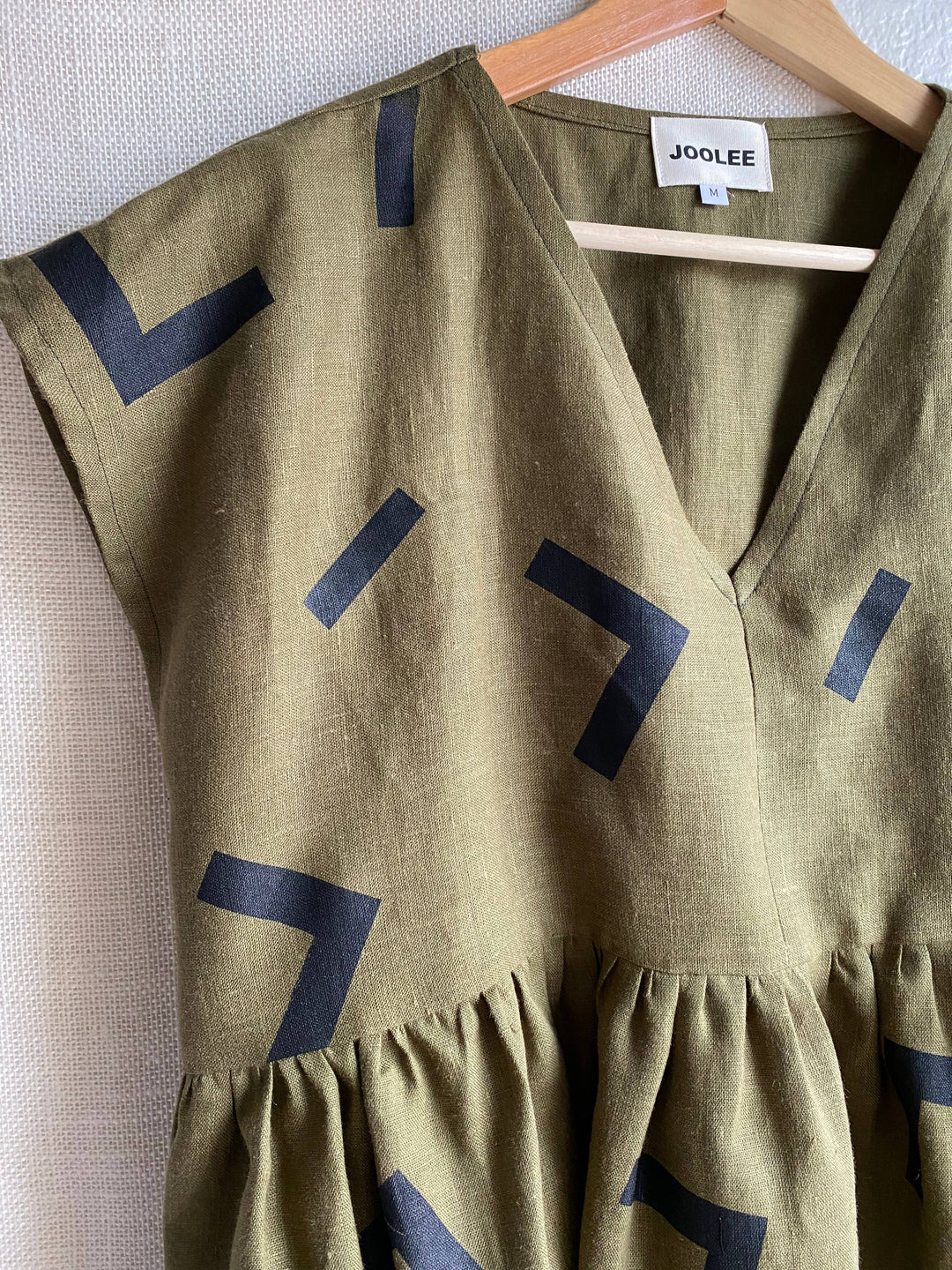 Olive linen top JL33