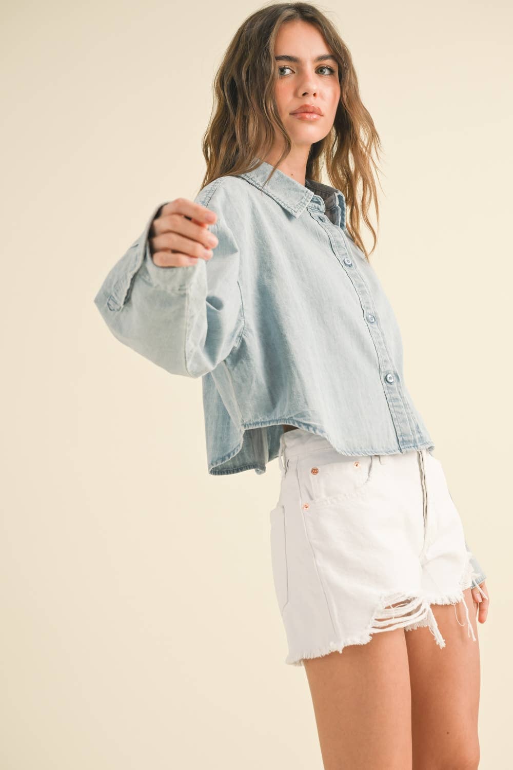 T3859   BUTTONDOWN SHORT BODY DENIM SHIRTS