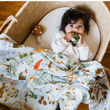 Load image into Gallery viewer, Flora &amp; Fauna Baby Swaddle CT22