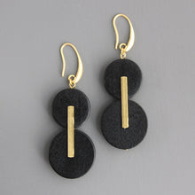 Load image into Gallery viewer, CHRE44 Black wood and brass earrings