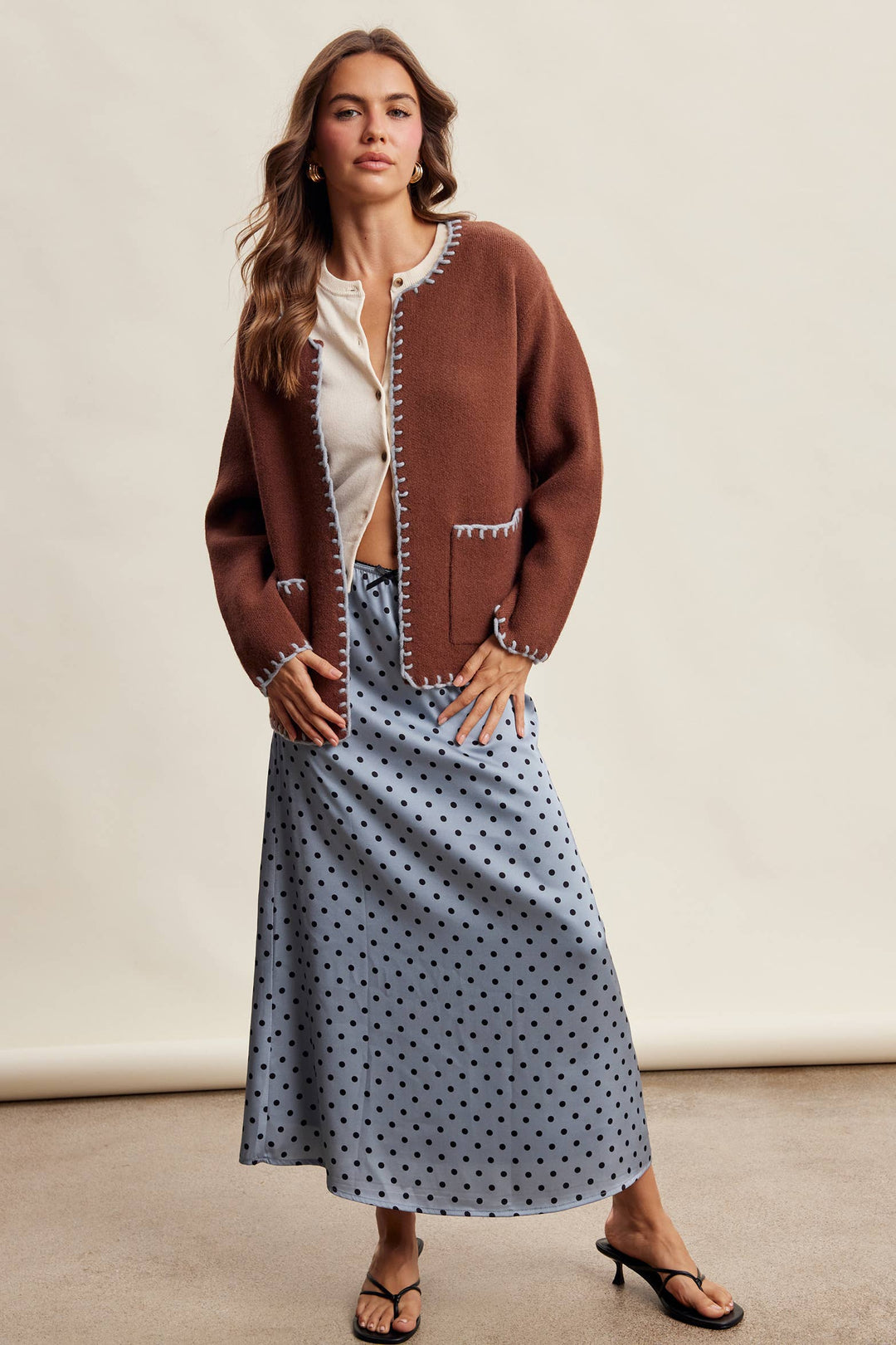 Contrast Whipstitch Knit Cardigan LSW1066