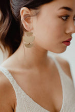 Load image into Gallery viewer, Brass Earrings No. 29
