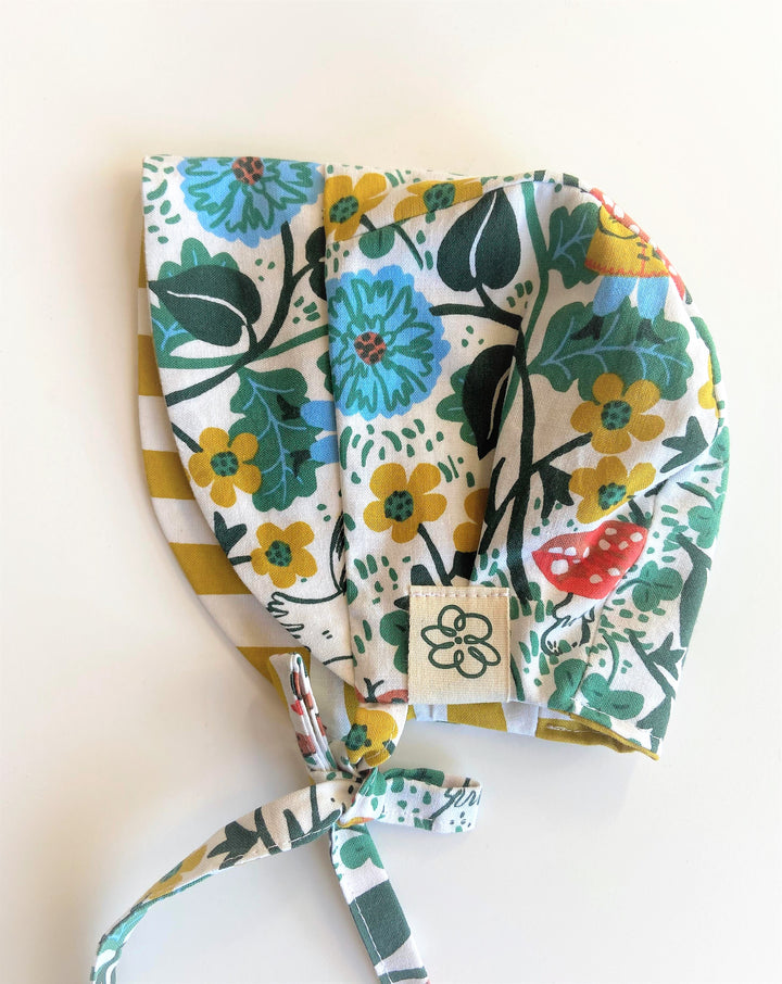 Reversible Sun Bonnet - musical gnome